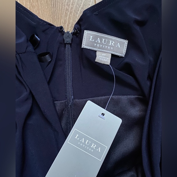 Laura Petite dress size 6 in Navy Blue - Picture 2 of 2